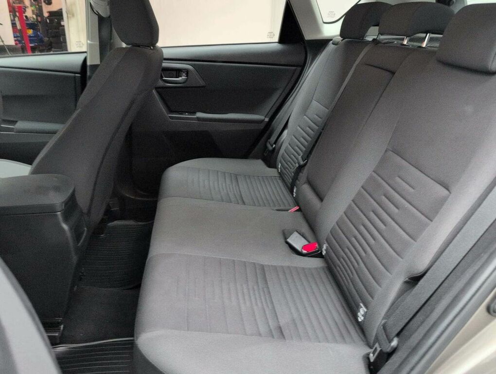 Toyota Auris Icon Tech Black #28