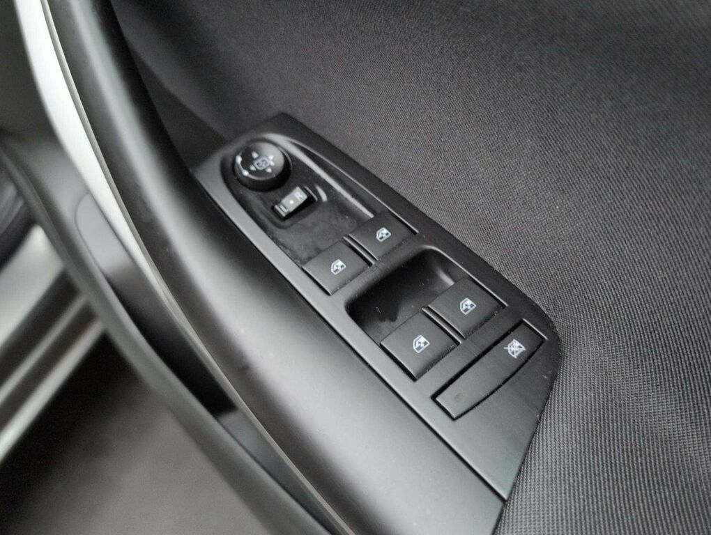 Vauxhall Astra 1.4T 16V 150 Elite Nav Silver #21