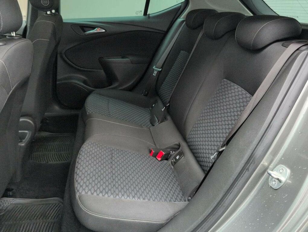 Vauxhall Astra 1.4T 16V 150 Elite Nav Silver #28