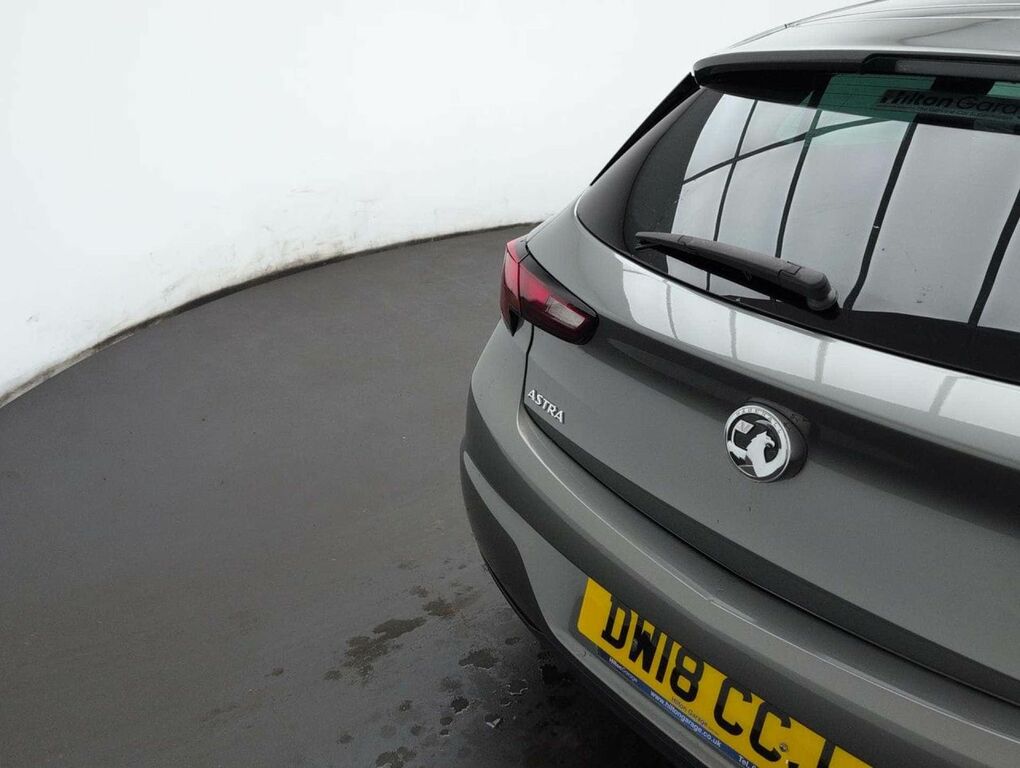 Vauxhall Astra 1.4T 16V 150 Elite Nav Silver #26