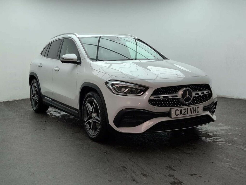 Mercedes-Benz GLA Class 1.3 Gla 200 Amg Line White #2
