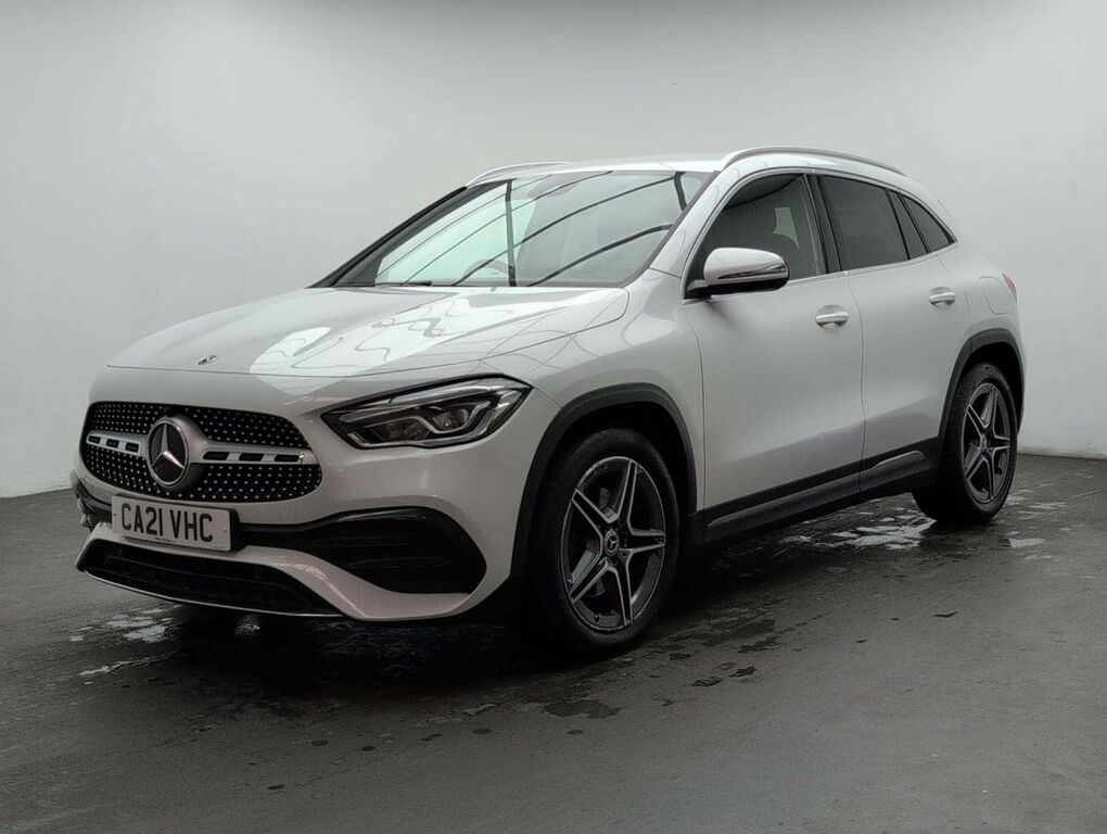 Mercedes-Benz GLA Class 1.3 Gla 200 Amg Line White #4