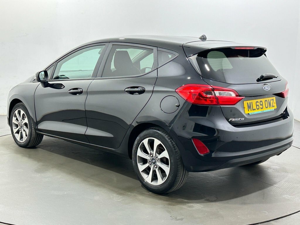 Ford Fiesta 1.1L Trend ML69OWZ Black #5