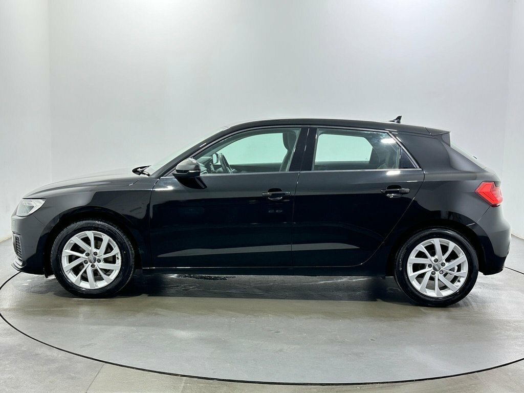 Audi A1 1L Sport RO20VUS Black #4