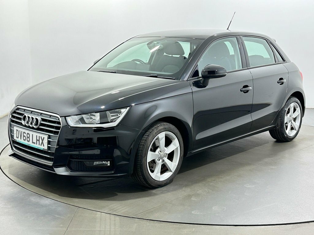 Audi A1 1.4L Sport Black #3