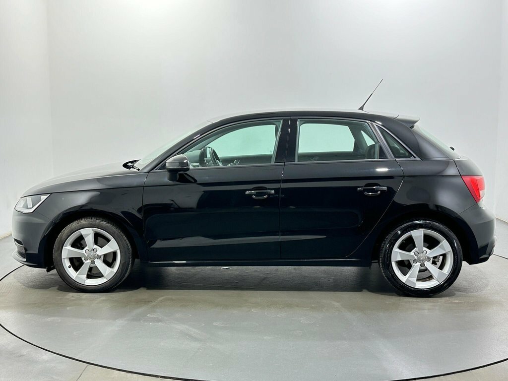 Audi A1 1.4L Sport Black #4