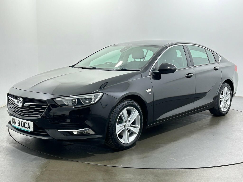 Vauxhall Insignia 1.6L Sri Nav Black #3