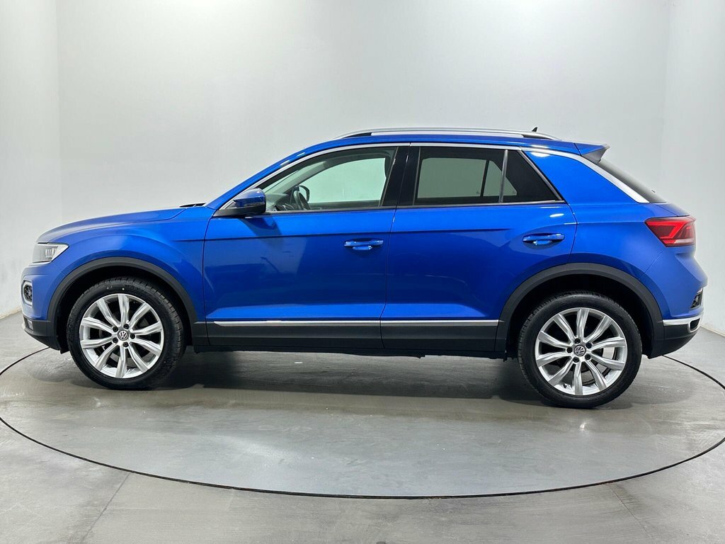 Volkswagen T-Roc 1.5L Sel CX69ZVC Blue #4
