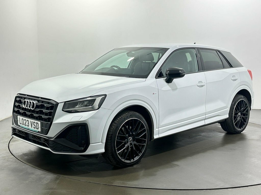 Audi Q2 1.5L Black Edition LO23VSD White #3