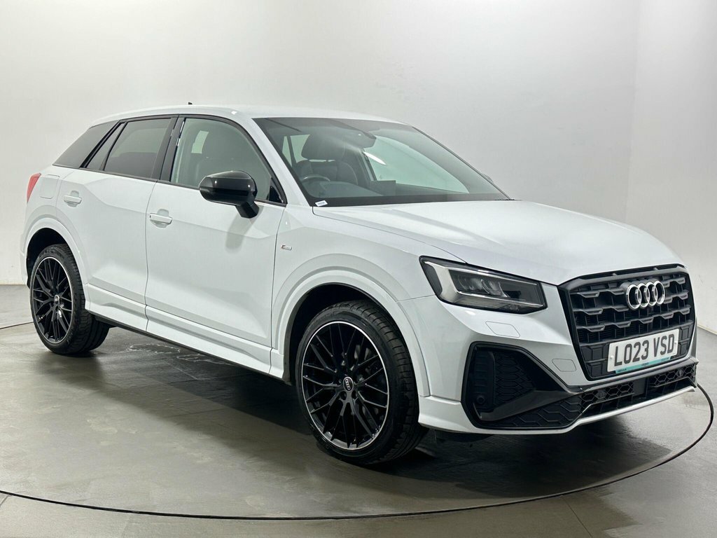 Audi Q2 1.5L Black Edition White