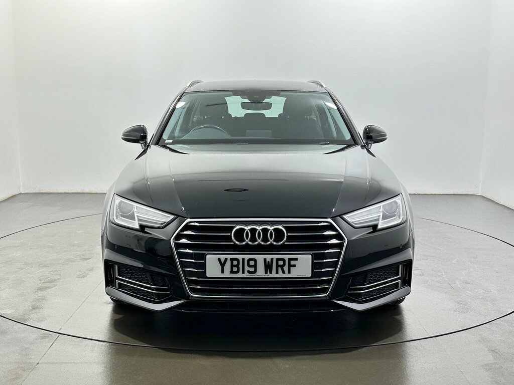 Audi A4 Avant 2L Se YB19WRF Black #2