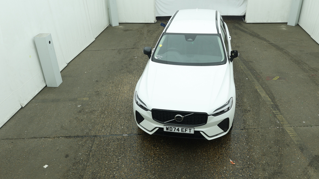 Volvo XC60 2.0 B5 Mhev Plus Suv Hybrid Awd Eu White
