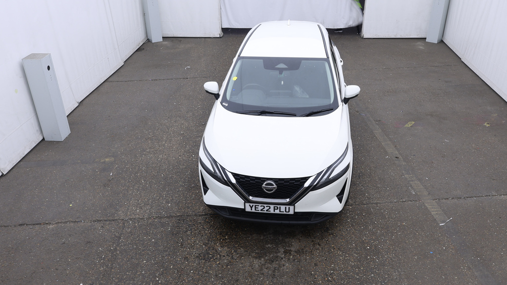 Nissan Qashqai 1.3 Dig-t 140Ps Acenta Premium Glass Roof Red #1