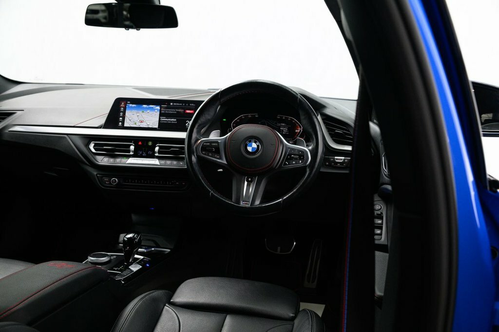 BMW 1 Series Hatchback YH23UEK Blue #3