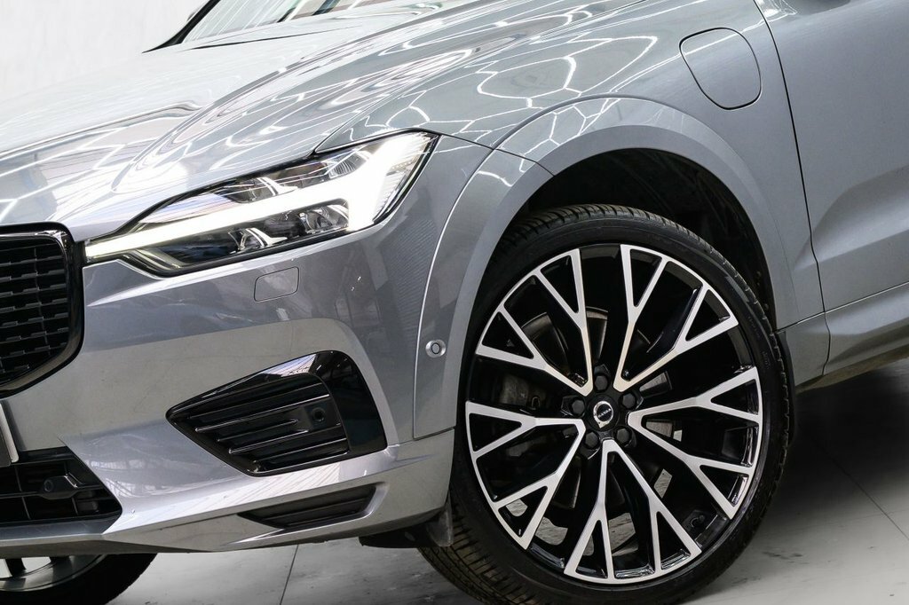 Volvo XC60 2L R-design Pro FB21YHM Grey #5