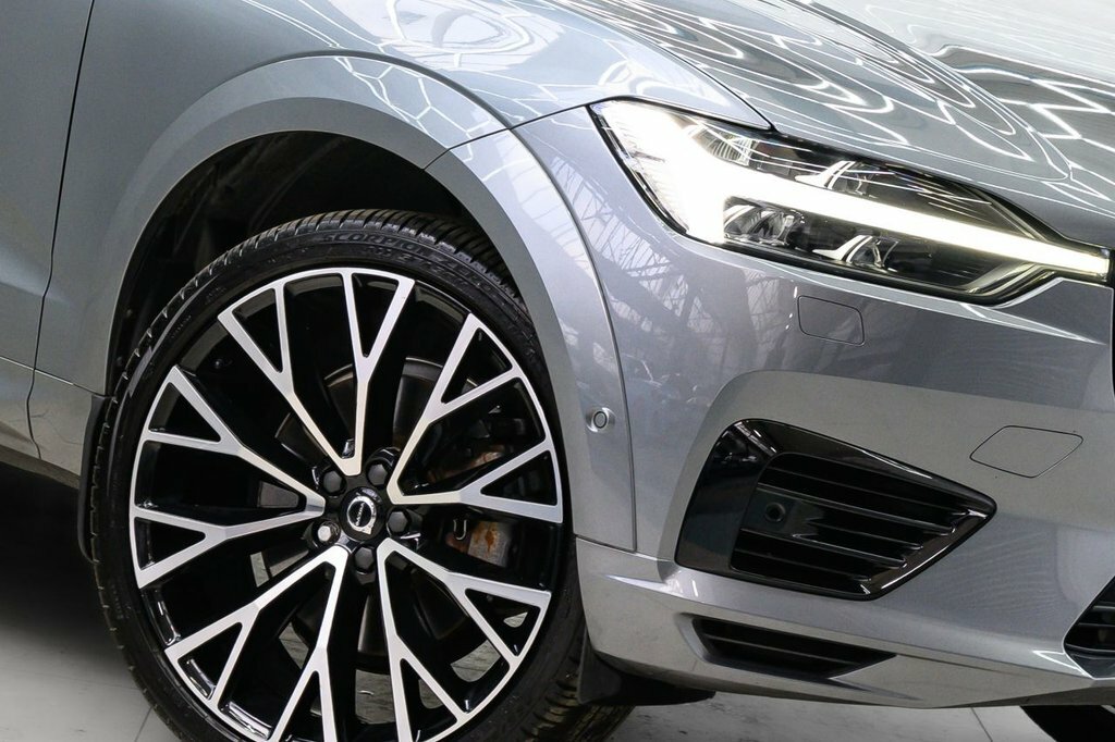 Volvo XC60 2L R-design Pro FB21YHM Grey #2