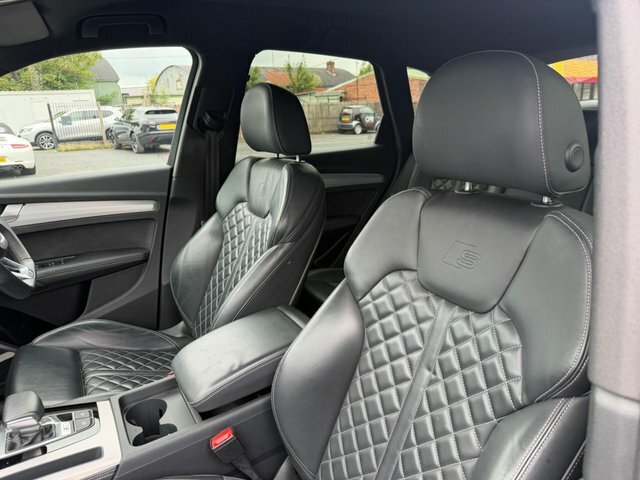Audi SQ5   #43