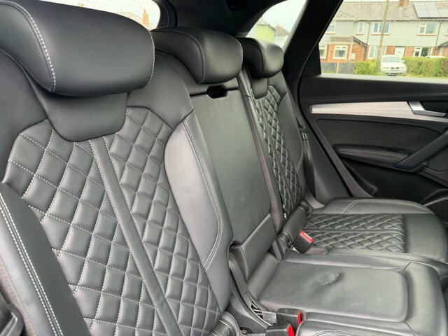 Audi SQ5   #26