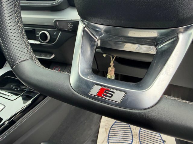Audi SQ5   #36