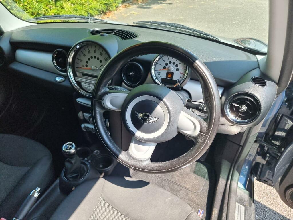 Mini Hatch 1.6L Cooper D Black #16