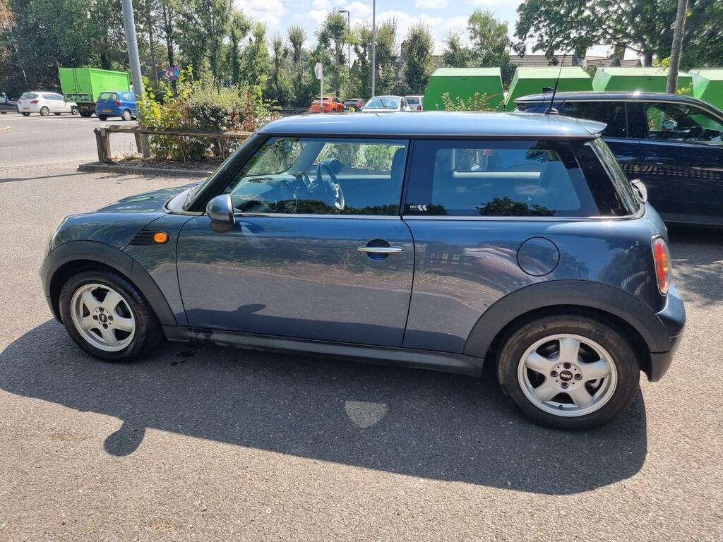 Mini Hatch 1.6L Cooper D Black #8