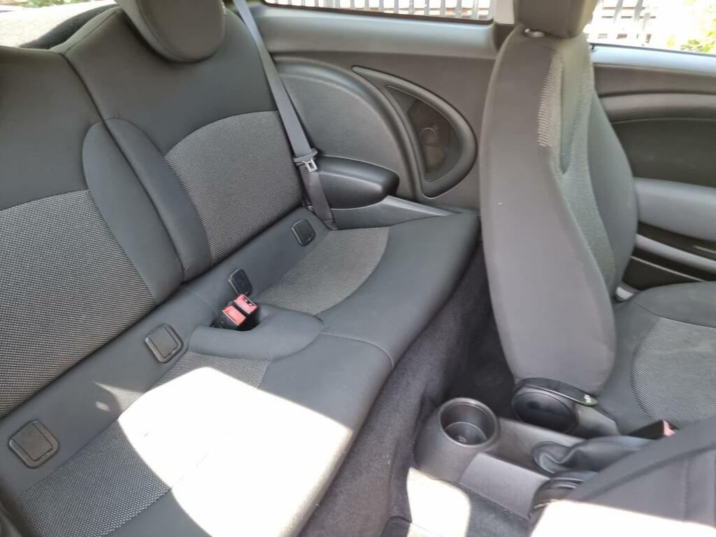 Mini Hatch 1.6L Cooper D Black #22