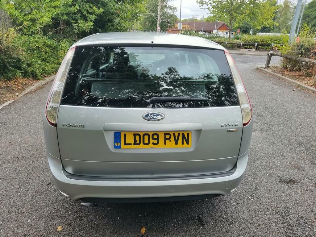 Ford Focus Focus St-2 White #11