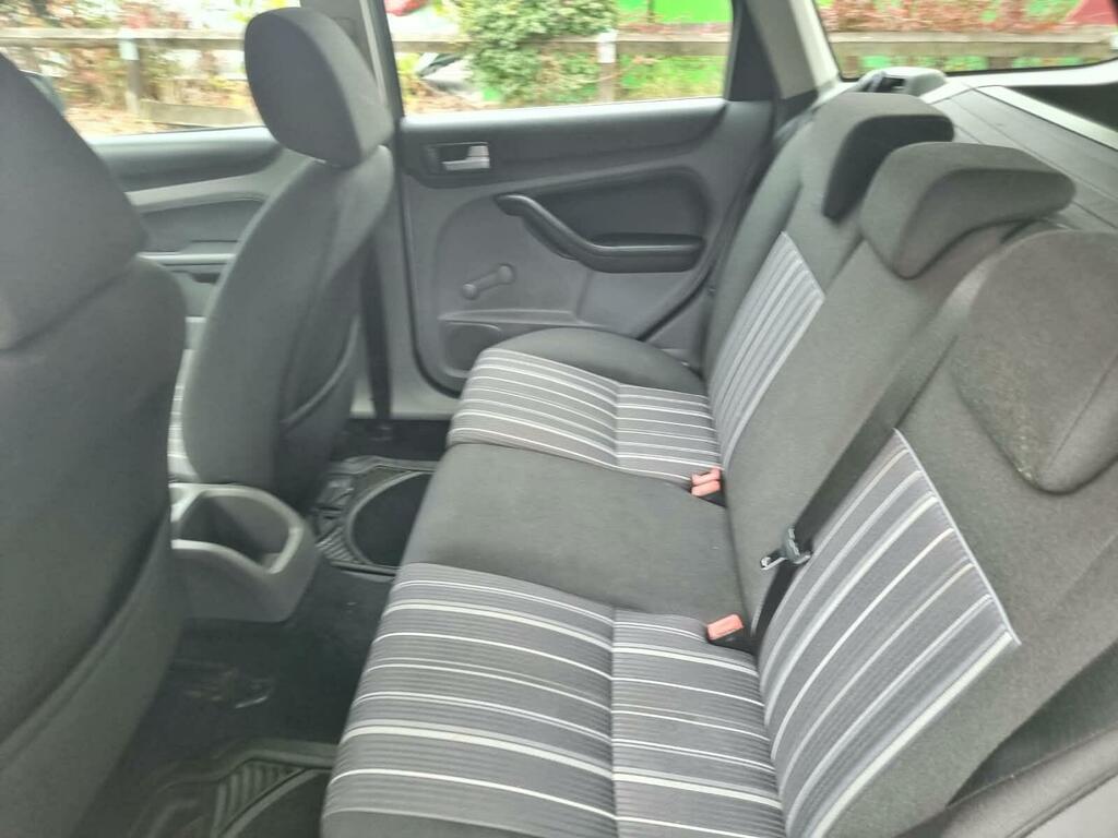 Ford Focus Focus St-2 White #21
