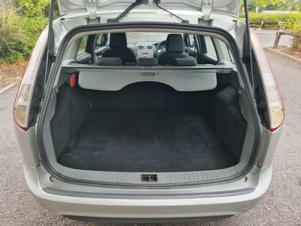 Ford Focus Focus St-2 White #36
