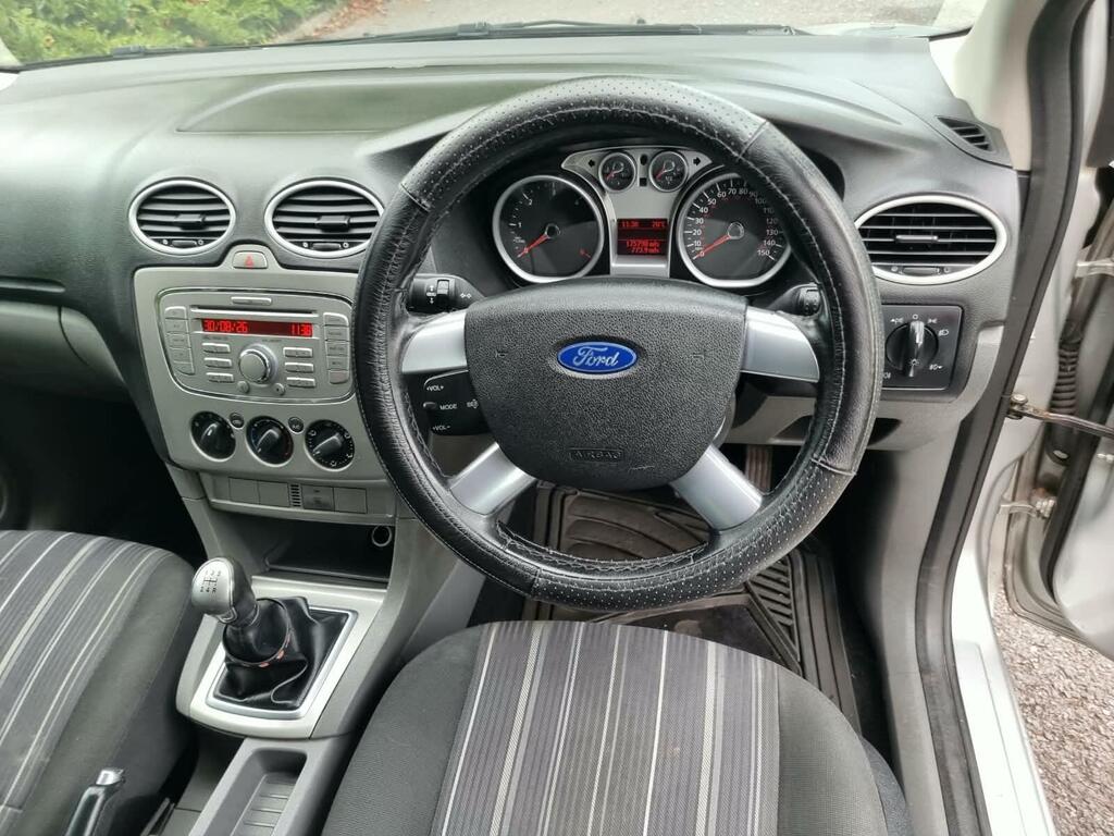 Ford Focus Focus St-2 White #38