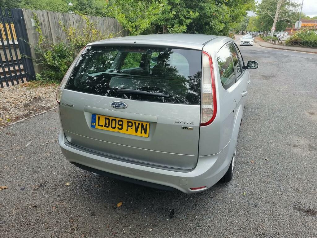 Ford Focus Focus St-2 White #12