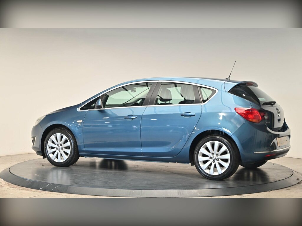 Vauxhall Astra Tech Line Black #15