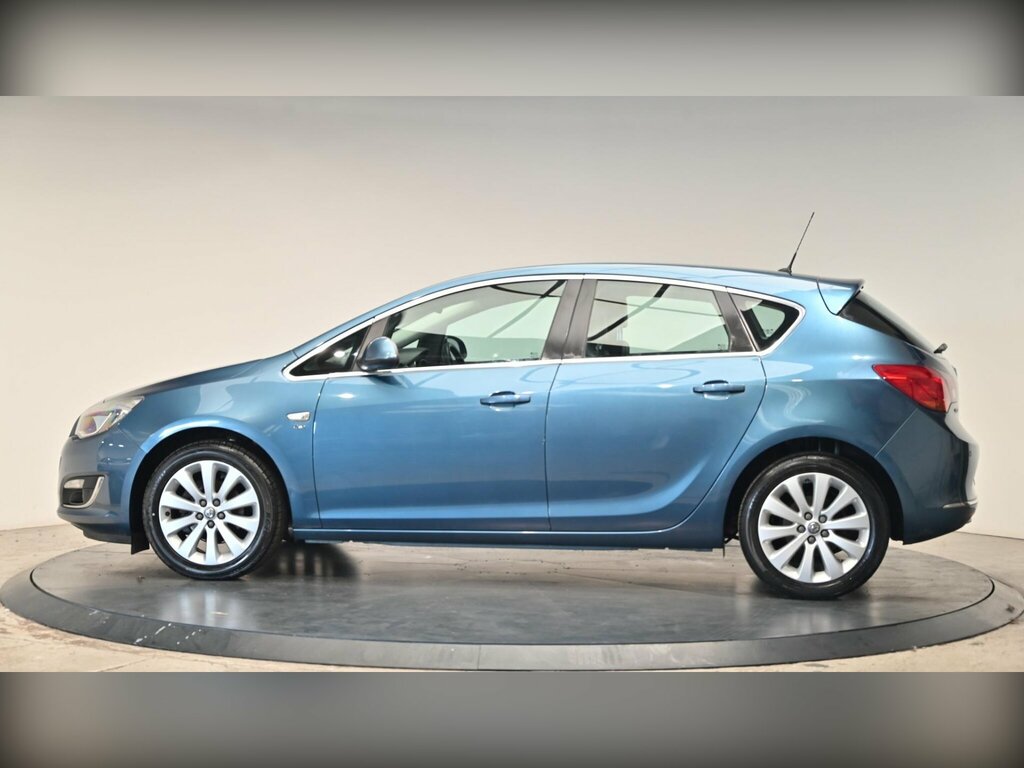 Vauxhall Astra Tech Line Black #14