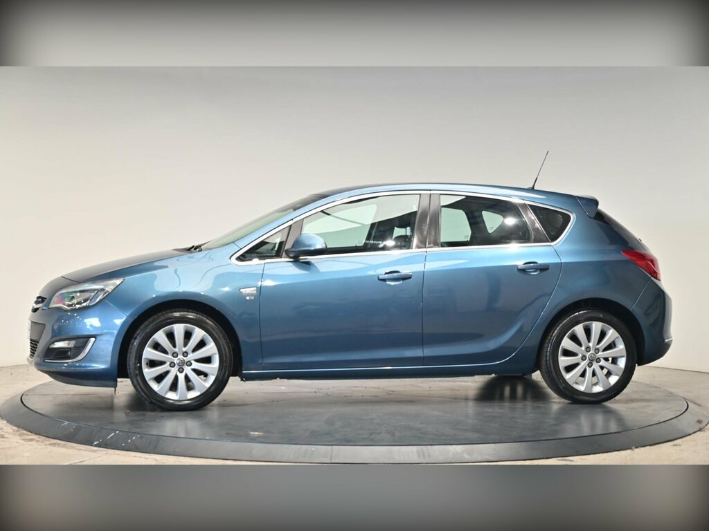 Vauxhall Astra Tech Line Black #13