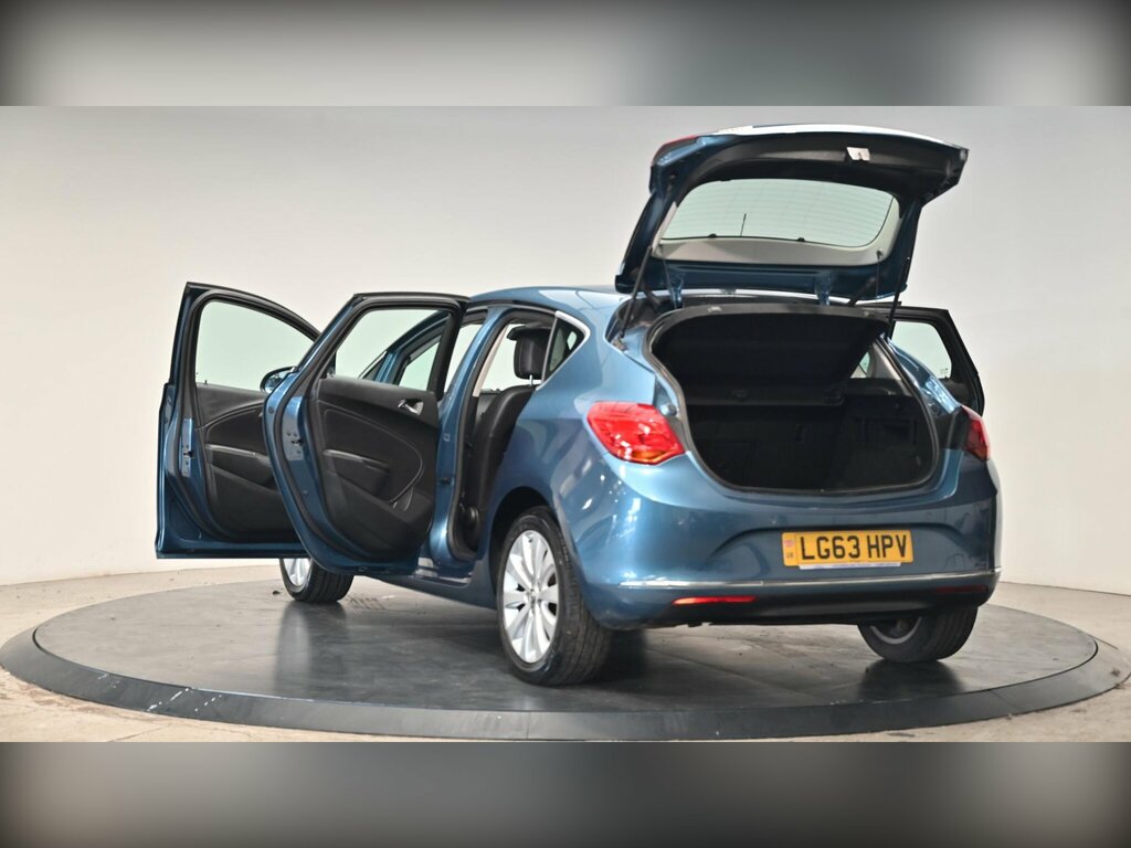 Vauxhall Astra Tech Line Black #35
