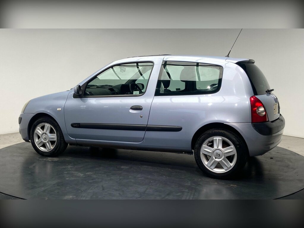 Renault Clio Expression 16V Silver #8