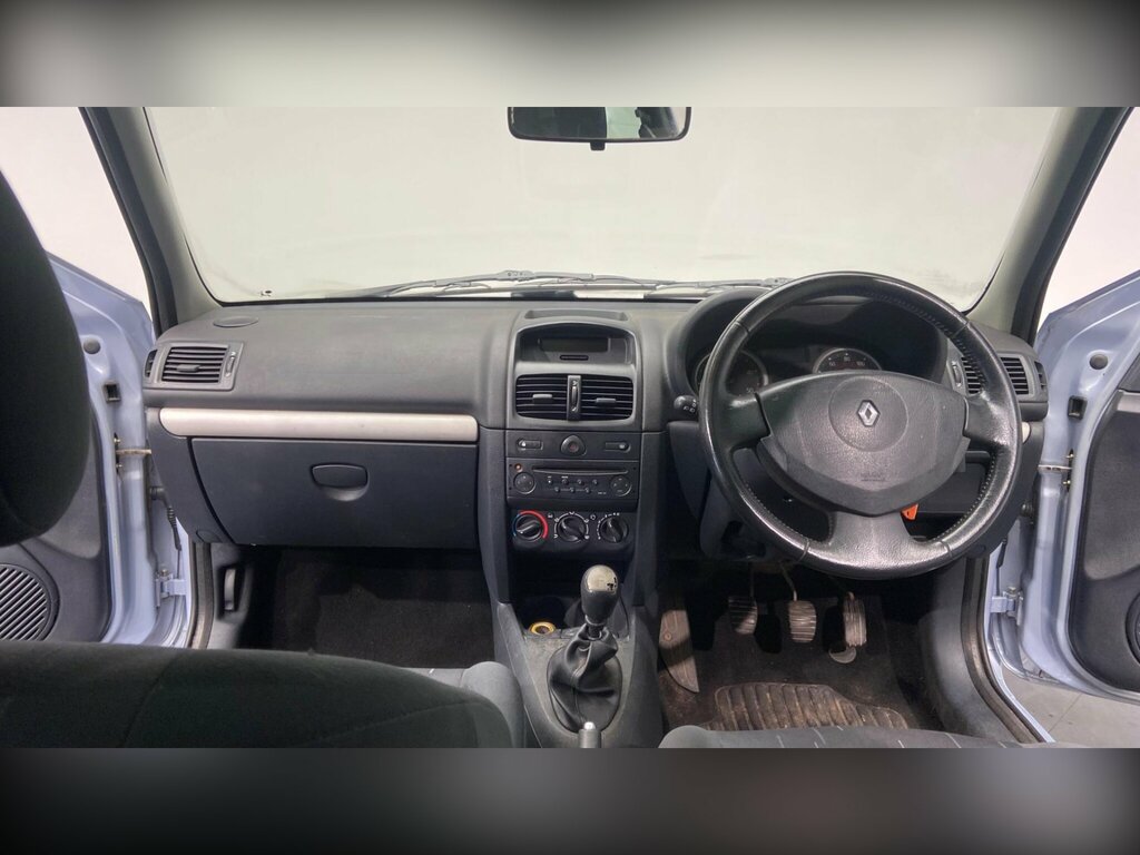 Renault Clio Expression 16V Silver #36
