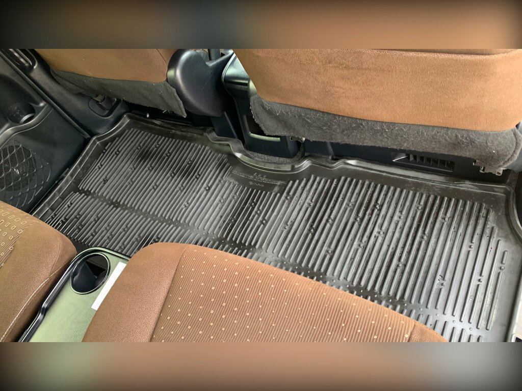 Toyota Voxy Petrol  #31