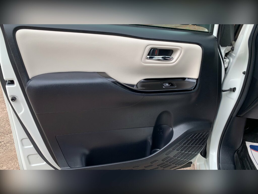 Toyota Voxy Petrol  #51