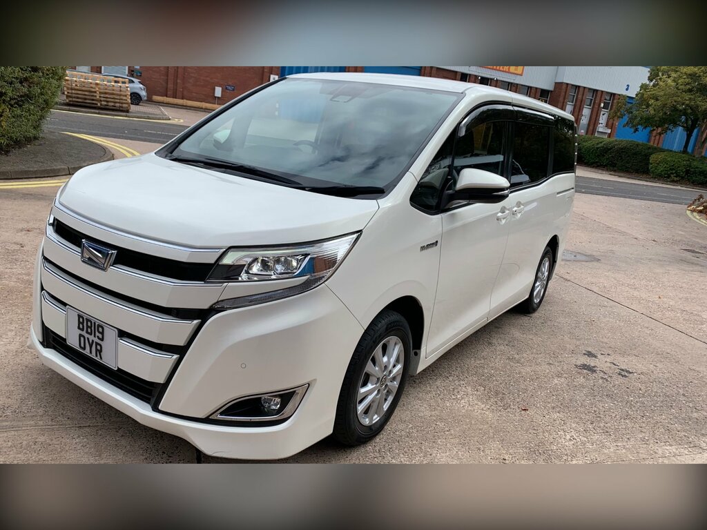 Toyota Voxy Petrol  #20