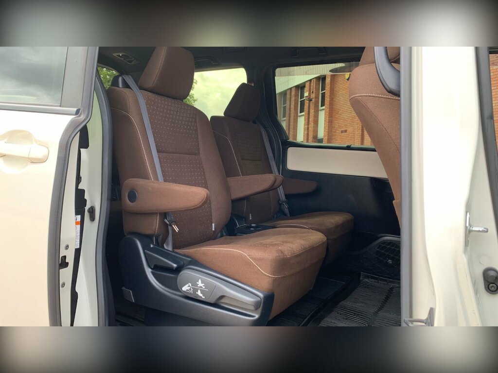 Toyota Voxy Petrol  #30