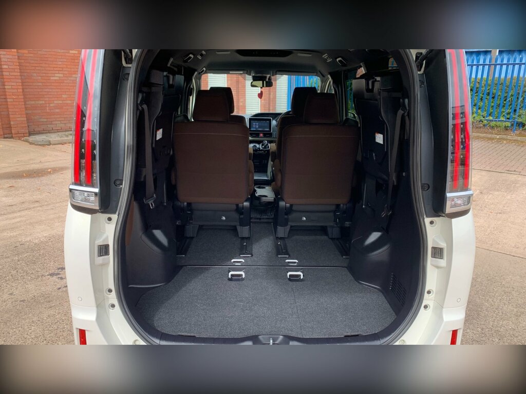 Toyota Voxy Petrol  #63