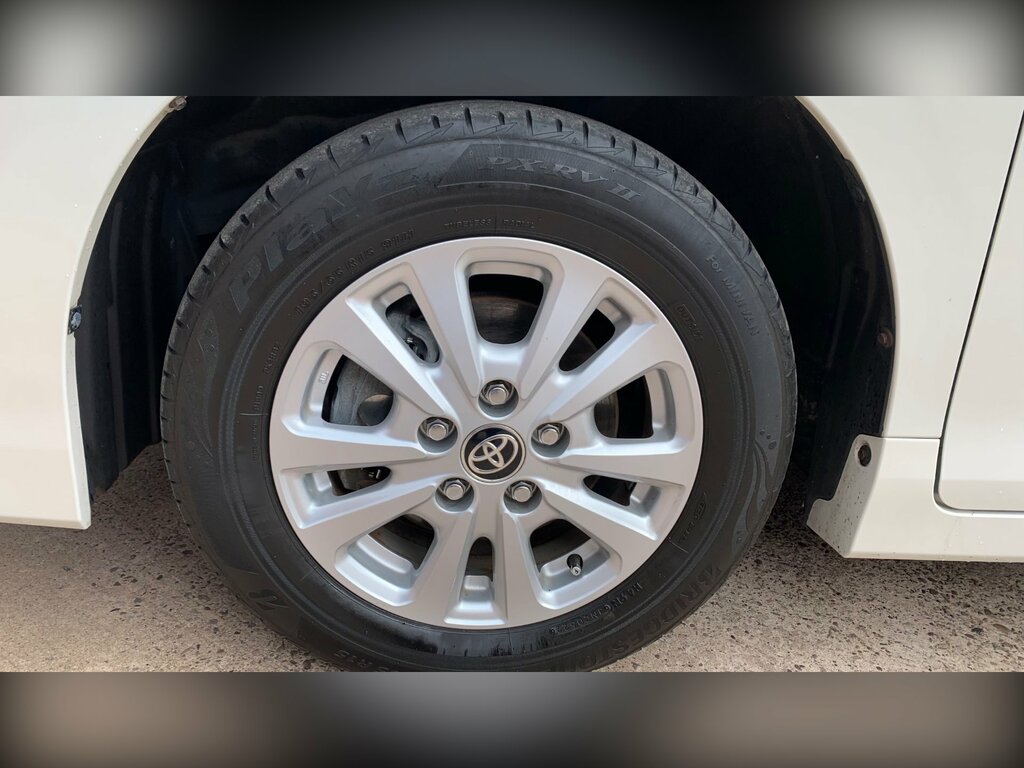 Toyota Voxy Petrol  #25
