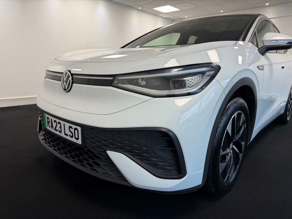 Volkswagen ID.5 Pro 77Kwh Style Suv Electri White #5