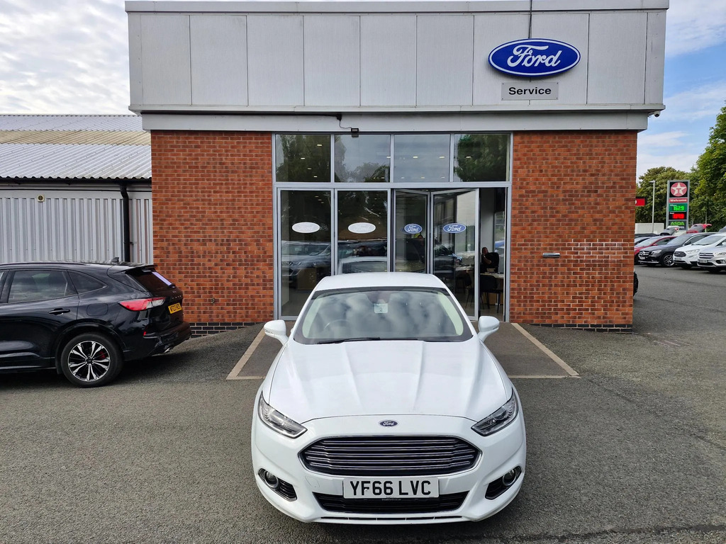 Ford Mondeo 1.5 Tdci Econetic Titanium Hatchback Ma