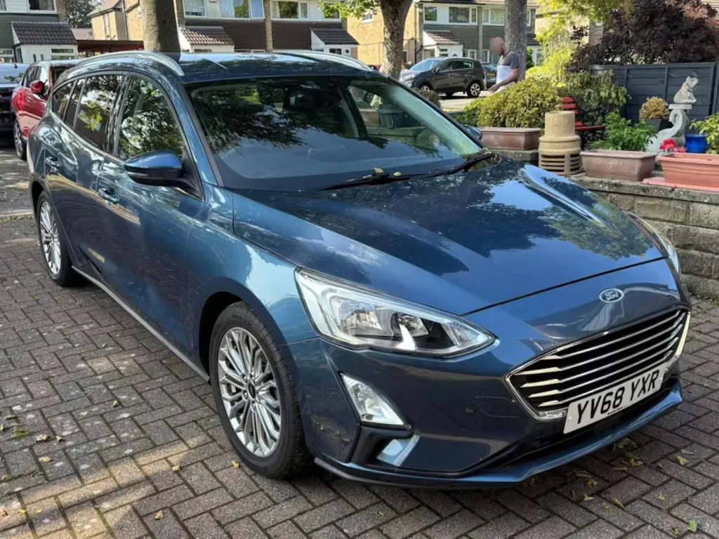 Ford Focus 1.0T Ecoboost Titanium X Estate Blue