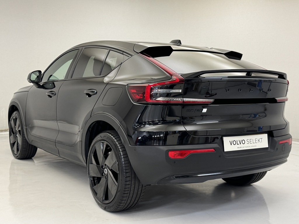Volvo EC40 325Kw Tm Perf Ultra Black Edition 82Kwh Black #6