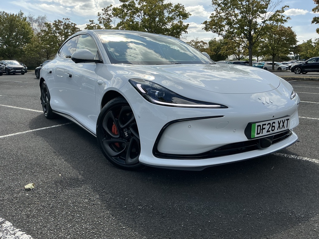 MG IM5 553Kw Performance 100Kwh White