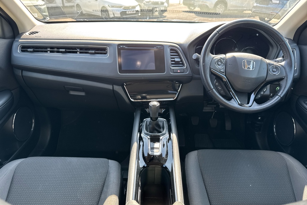 Honda Hr-V 1.5 I-vtec Se White #4