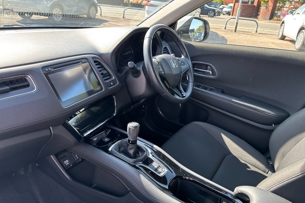 Honda Hr-V 1.5 I-vtec Se White #2